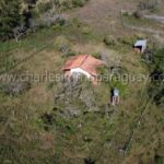 Casita a renovar en terreno de 40 ha en venta, La Colmena Paraguay