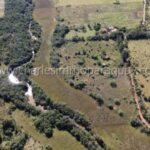 Vista aérea construcciones existentes terreno 40 ha La Colmena Paraguay